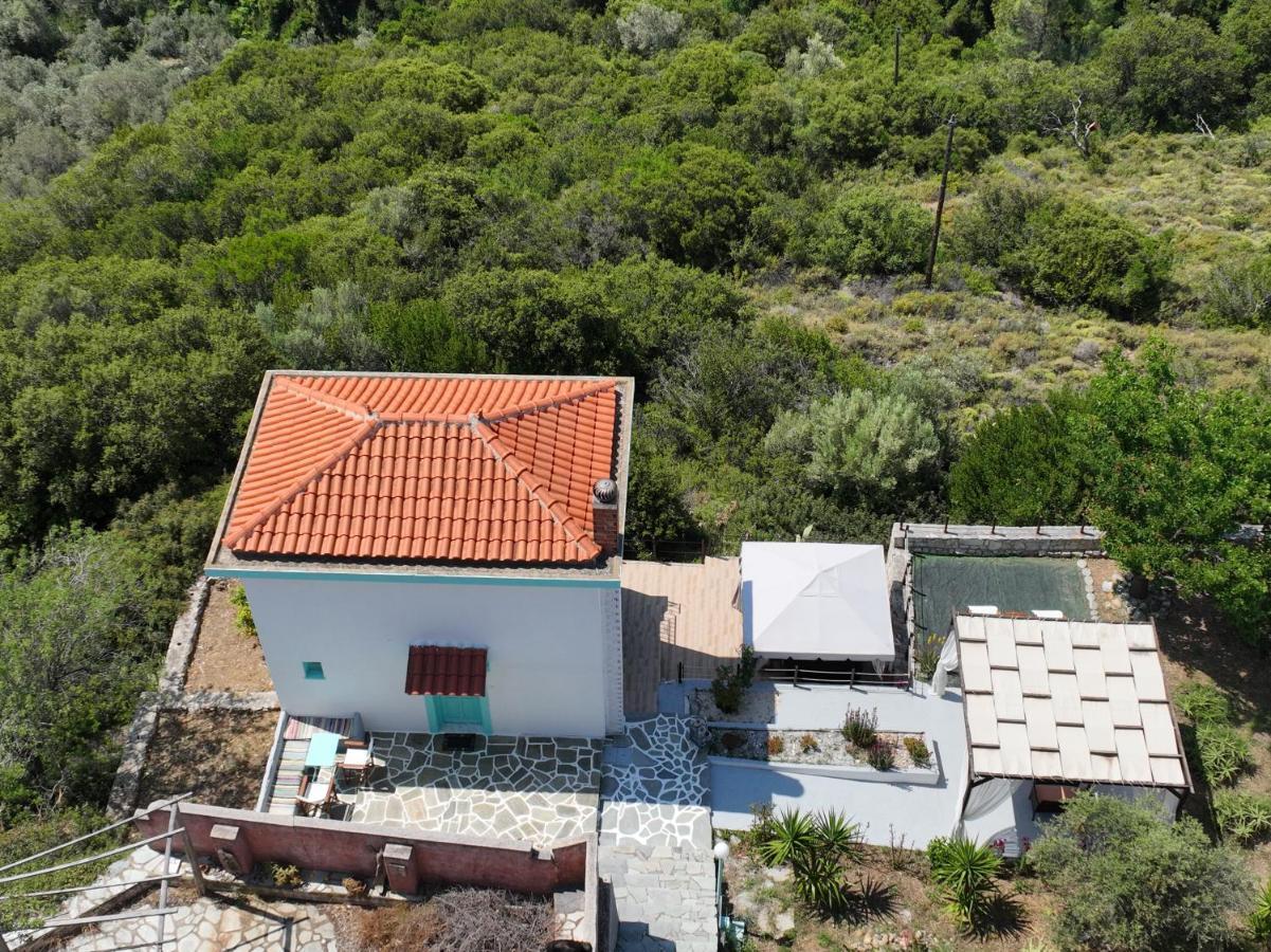 Iordanis House- Traditional House In Old Alonnisos Екстериор снимка